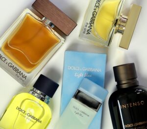 make your perfume last longer on clothes