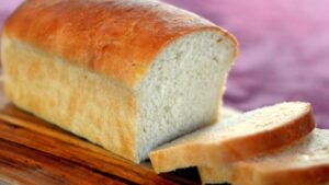How to Make Homemade Bread: (Step-By-Step Guide)