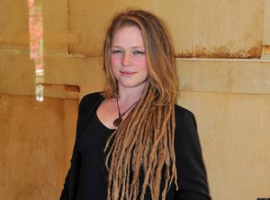 Crystal Bowersox Biography, Teeth, Net Worth, Songs, where is She?